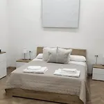 La Maison De L'italie Neapol