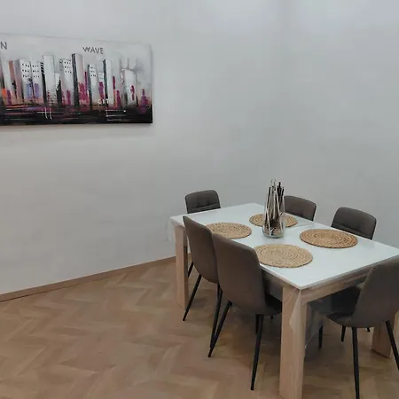 La Maison De L'italie *