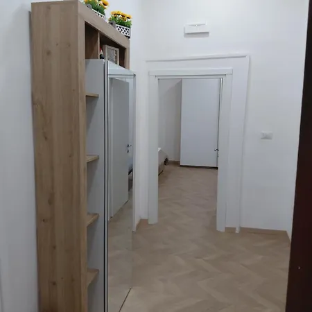 La Maison De L'italie * Nápoles