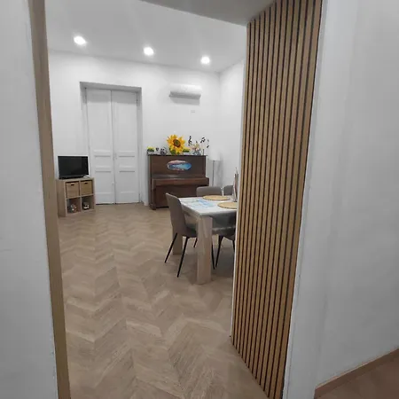 La Maison De L'italie Неаполь